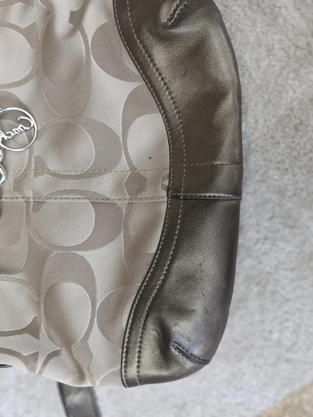 Coach shoulder bag